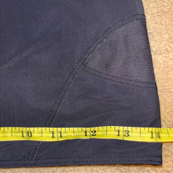 Lululemon Activewear Bundle – Size 8 + JUNK Headband - Picture 10 of 14